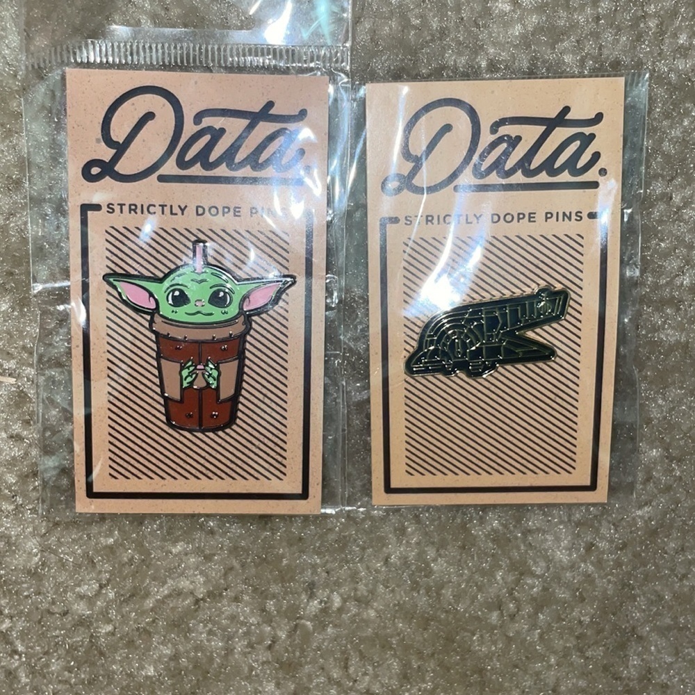 NWT STAR WARS PINS bundle​​​​​​​​​ - Picture 3 of 9